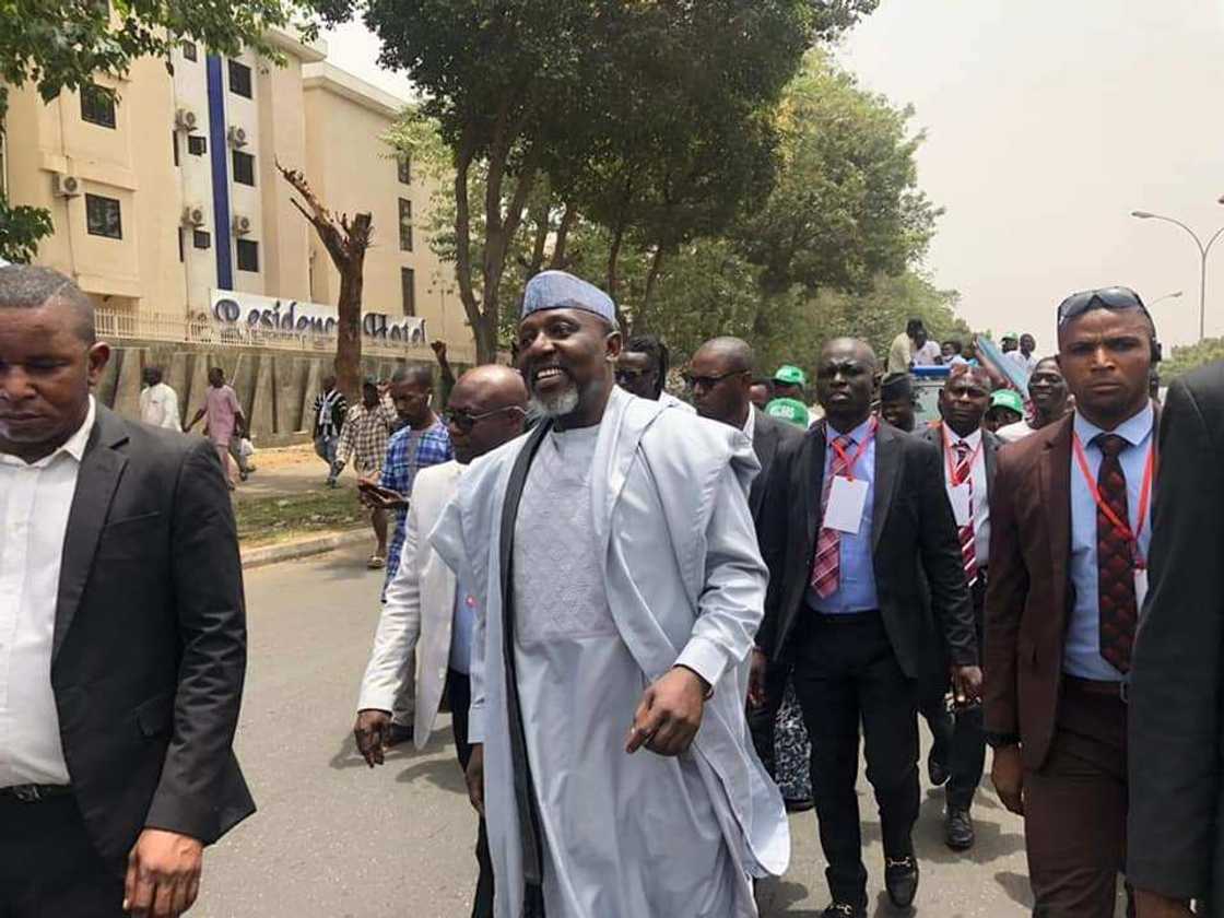 Kai Tsaye: Yadda ake fafatawa a Eagle Square yayin zaben sabbin shugabannin APC na ƙasa Kai Tsaye: Yadda ake fafatawa a Eagle Square yayin zaben sabbin shugabannin APC na ƙasa