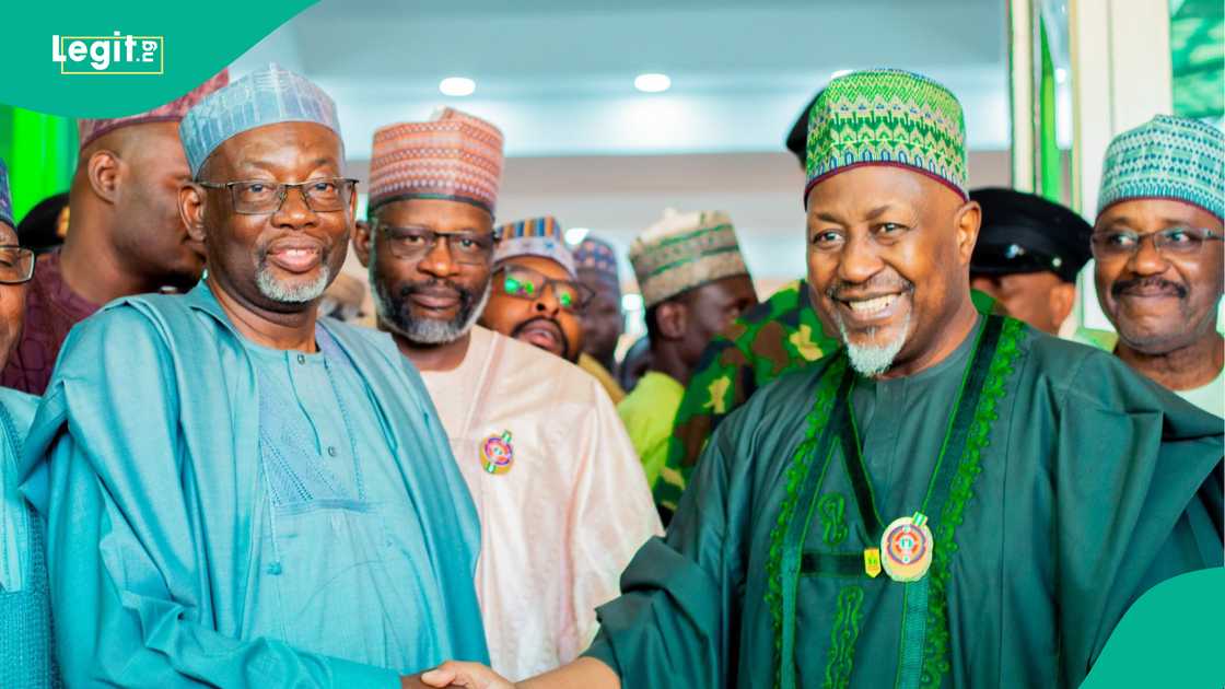 Mohammed Badaru Abubakar ya taka rawar gani wajen ganin mataimakinsa Umar Namadi ya lashe zaben gwamnan Jigawa a 2023. Mohammed Badaru Abubakar ya taka rawar gani wajen ganin mataimakinsa Umar Namadi ya lashe zaben gwamnan Jigawa a 2023.