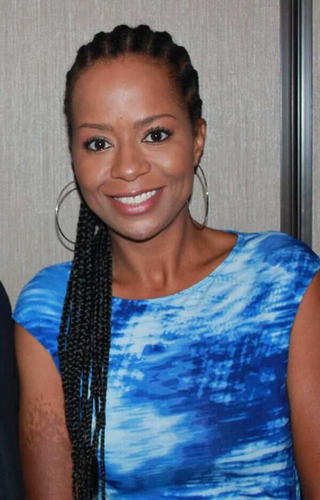 Tempestt Bledsoe arm Tempestt Bledsoe arm