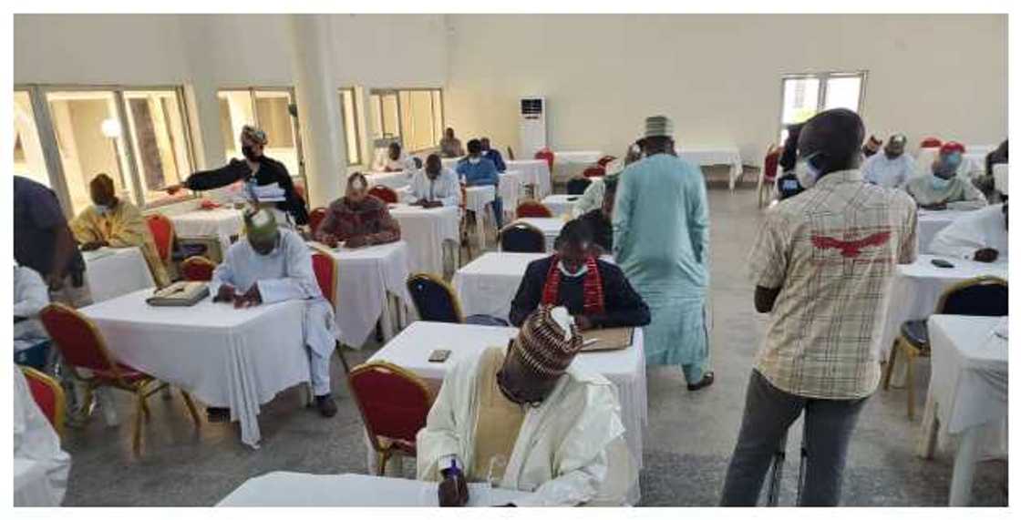 Jam’iyyar APC Kaduna ta kafa tarihi a Najeriya, ta gudanar da jarrabawa ga masu neman kujerun ciyamomi Jam’iyyar APC Kaduna ta kafa tarihi a Najeriya, ta gudanar da jarrabawa ga masu neman kujerun ciyamomi