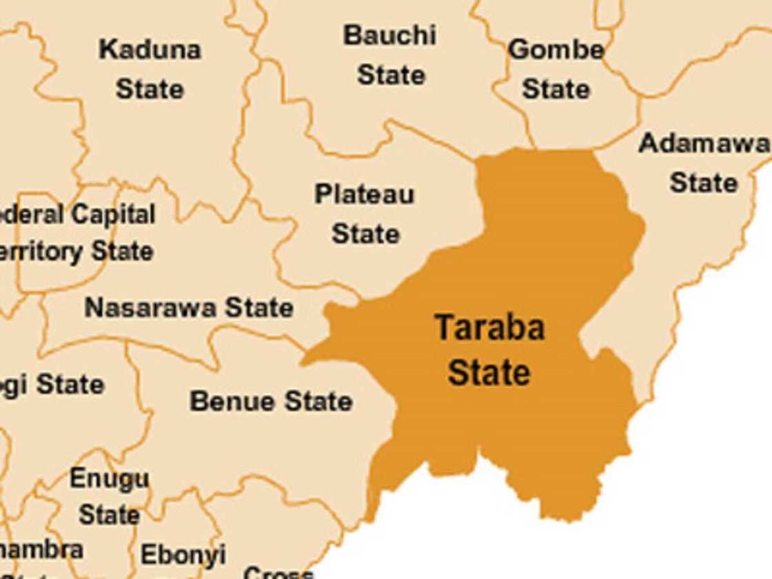 ‘Yan bindiga sun yi garkuwa da wasu ‘yan kasuwa 3 da wasu mutum biyu a Taraba ‘Yan bindiga sun yi garkuwa da wasu ‘yan kasuwa 3 da wasu mutum biyu a Taraba