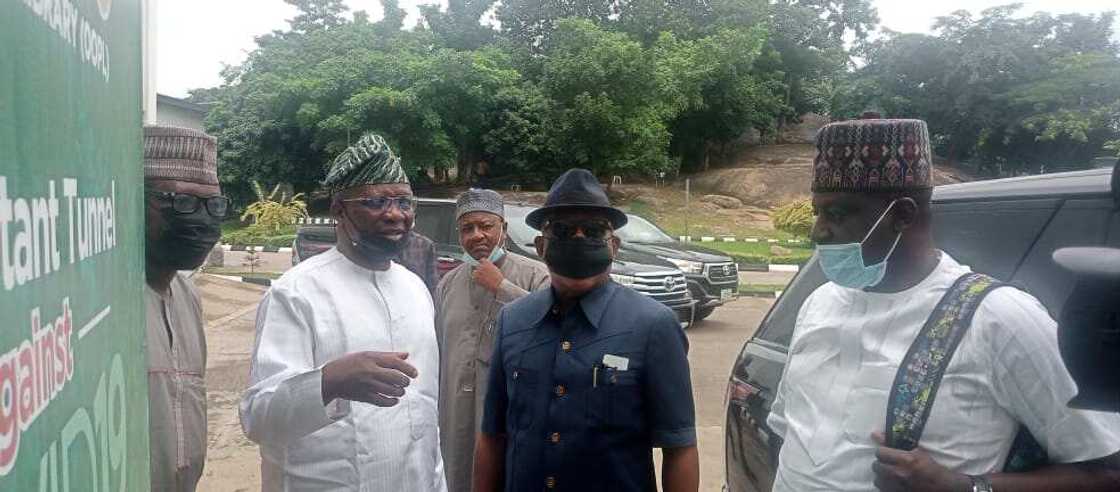 Neman mafita: Secondus ya dira gidan Obasanjo yayin da rikicin PDP ya tsananta Neman mafita: Secondus ya dira gidan Obasanjo yayin da rikicin PDP ya tsananta