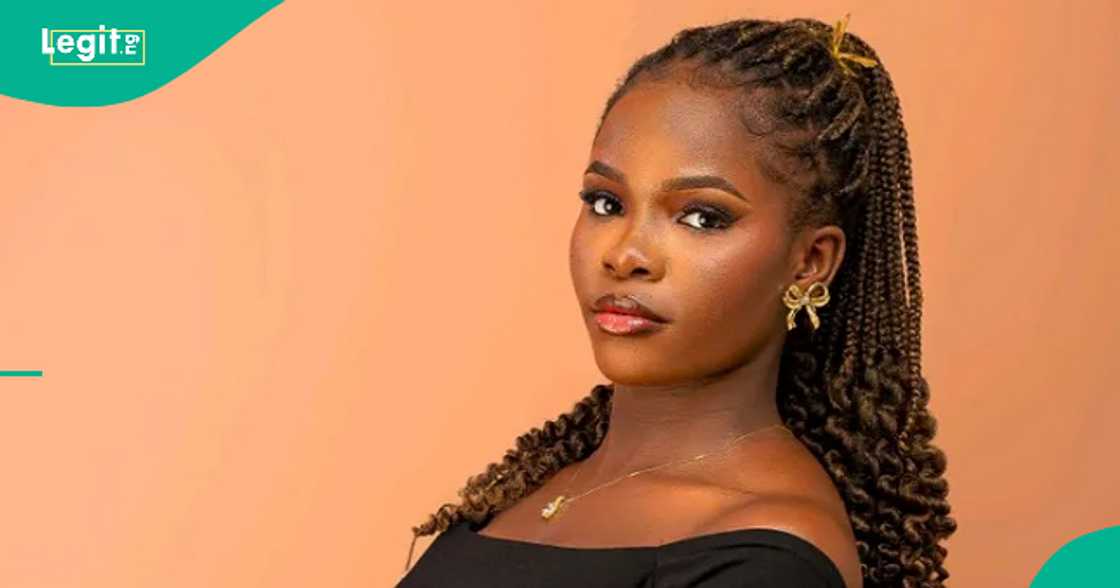 Lady shares the kind of snake that killed singer Ifunanya Nwangene. Lady shares the kind of snake that killed singer Ifunanya Nwangene.