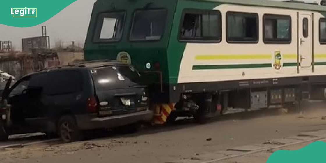 Train ram into car in Lagos Train ram into car in Lagos