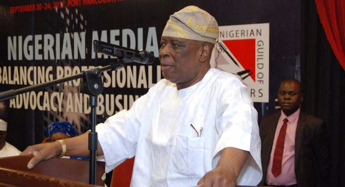 Olusegun Osoba Olusegun Osoba