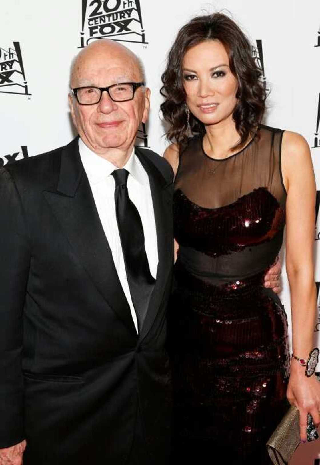 Rupert Murdoch (L) and his third wife, Wendi Deng Rupert Murdoch (L) and his third wife, Wendi Deng