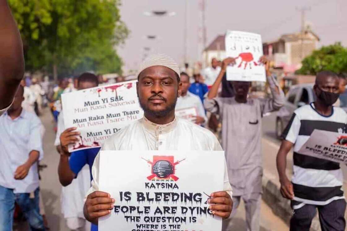 Commotion in Katsina as bandits dressed like women attack residents Commotion in Katsina as bandits dressed like women attack residents