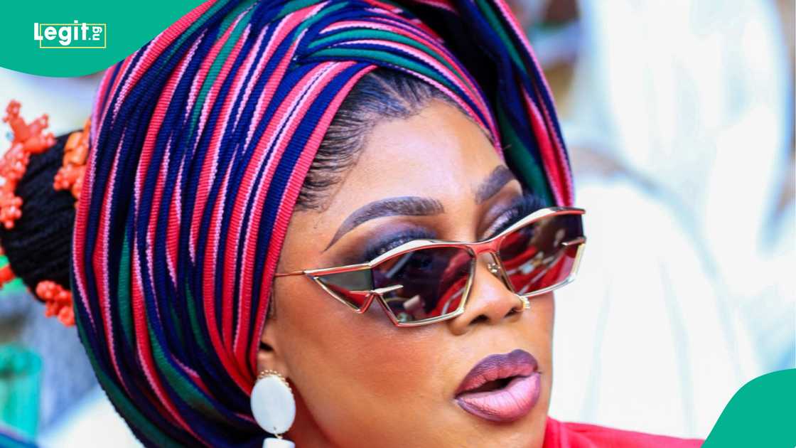 Beautiful woman goes viral after attending Ojude Oba festival. Beautiful woman goes viral after attending Ojude Oba festival.