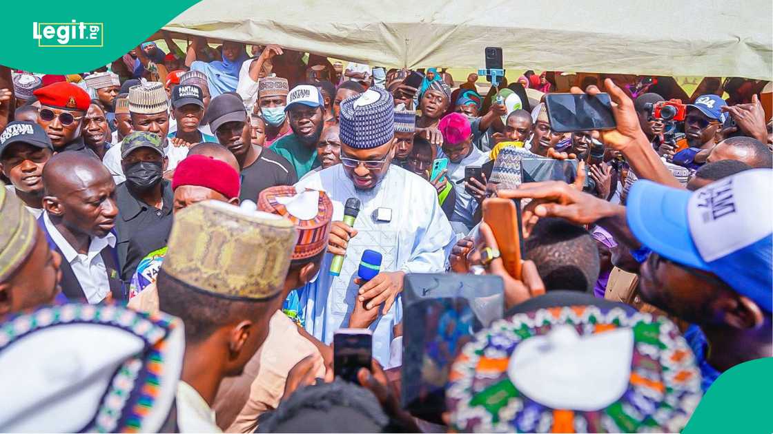 Sheikh Isa Ali Pantami ya ce ya dade a cikin jam'iyyar APC kuma shi dan siyasar boye ne.