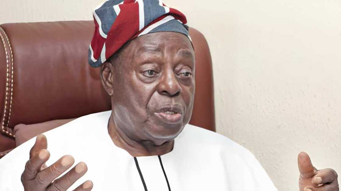 Afe Babalola’s biography