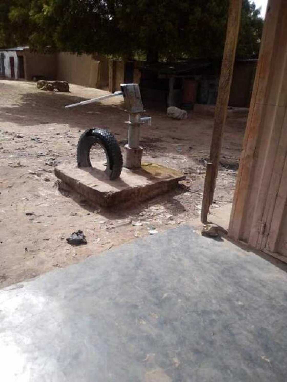 Boko Haram: Yadda Dapchi ta koma 'kufai' bayan harin 'yan ta'adda (Hotuna) Boko Haram: Yadda Dapchi ta koma 'kufai' bayan harin 'yan ta'adda (Hotuna)