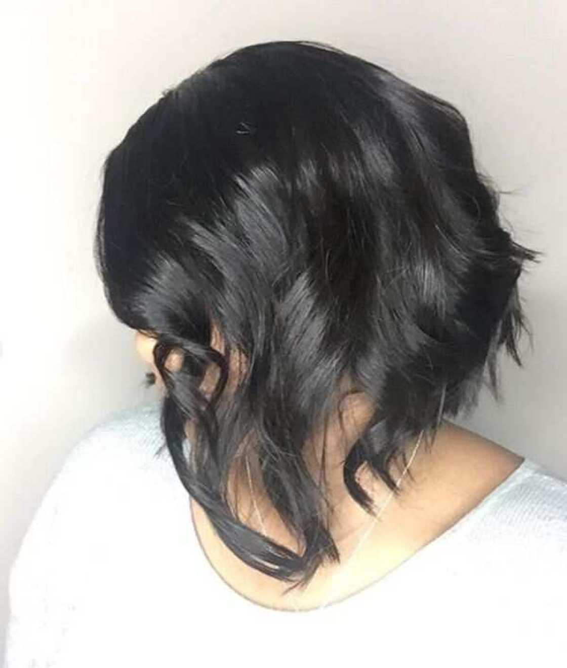 Asymmetrical bob Asymmetrical bob