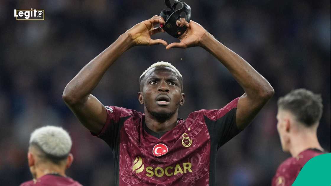 Victor Osimhen, Galatasaray, UEFA, 2025/26 Champions League, Ajax, Football, Europe.