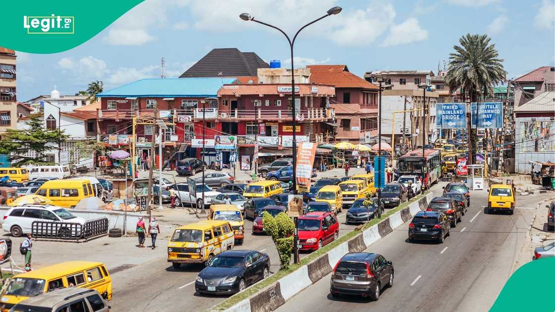 Lekan Olayiwola on how renaming Lagos streets reshapes memory and marginalizes communities. Lekan Olayiwola on how renaming Lagos streets reshapes memory and marginalizes communities.