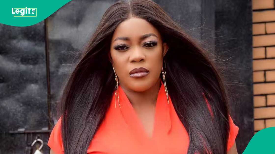 Congratulations pour in for actress Eve Esin. Congratulations pour in for actress Eve Esin.