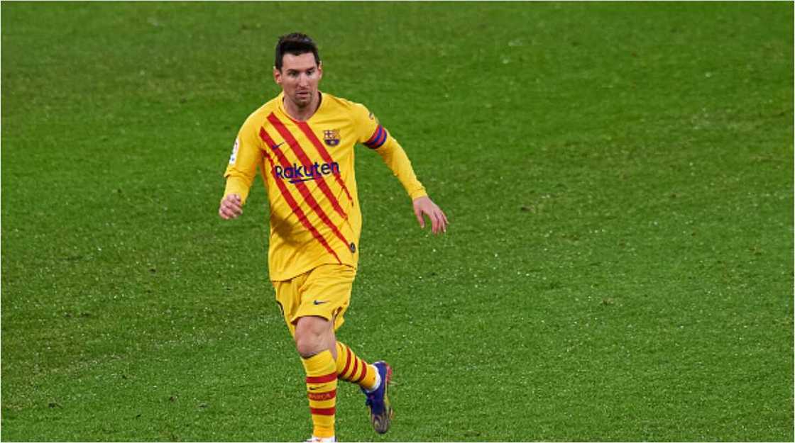 Lionel Messi: Ex-City star Sinclair claims De Bruyne will pose problem over Argentine’s arrival Lionel Messi: Ex-City star Sinclair claims De Bruyne will pose problem over Argentine’s arrival