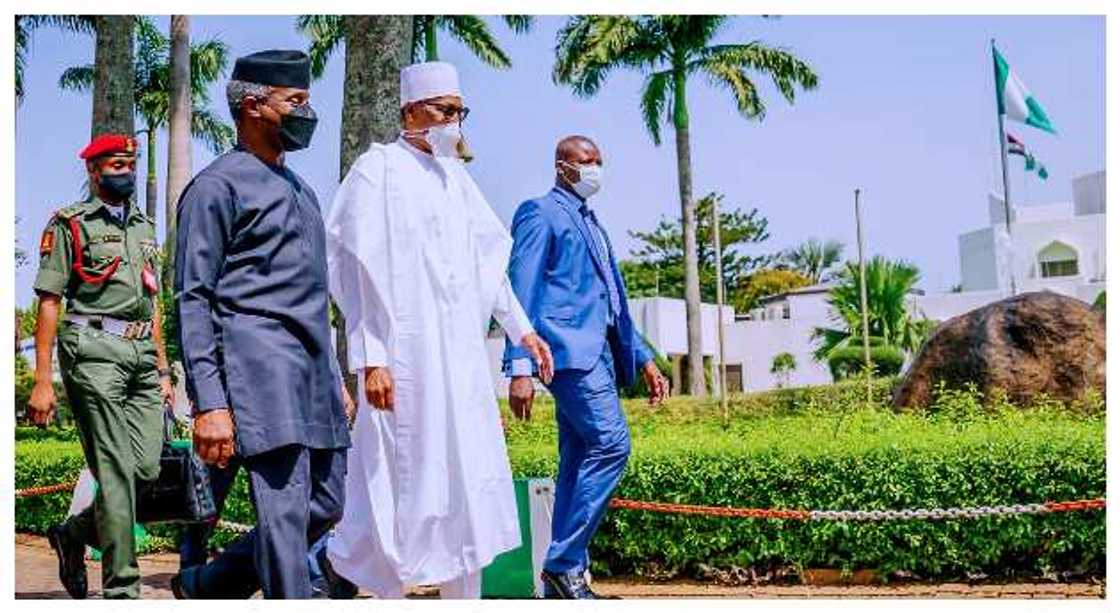 Buhari and Osinbajo at the Presidential Villa Buhari and Osinbajo at the Presidential Villa