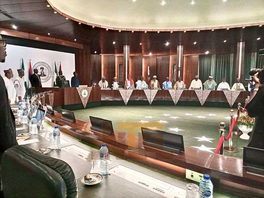 Malamai a fadar shugaban ƙasa. Malamai a fadar shugaban ƙasa.