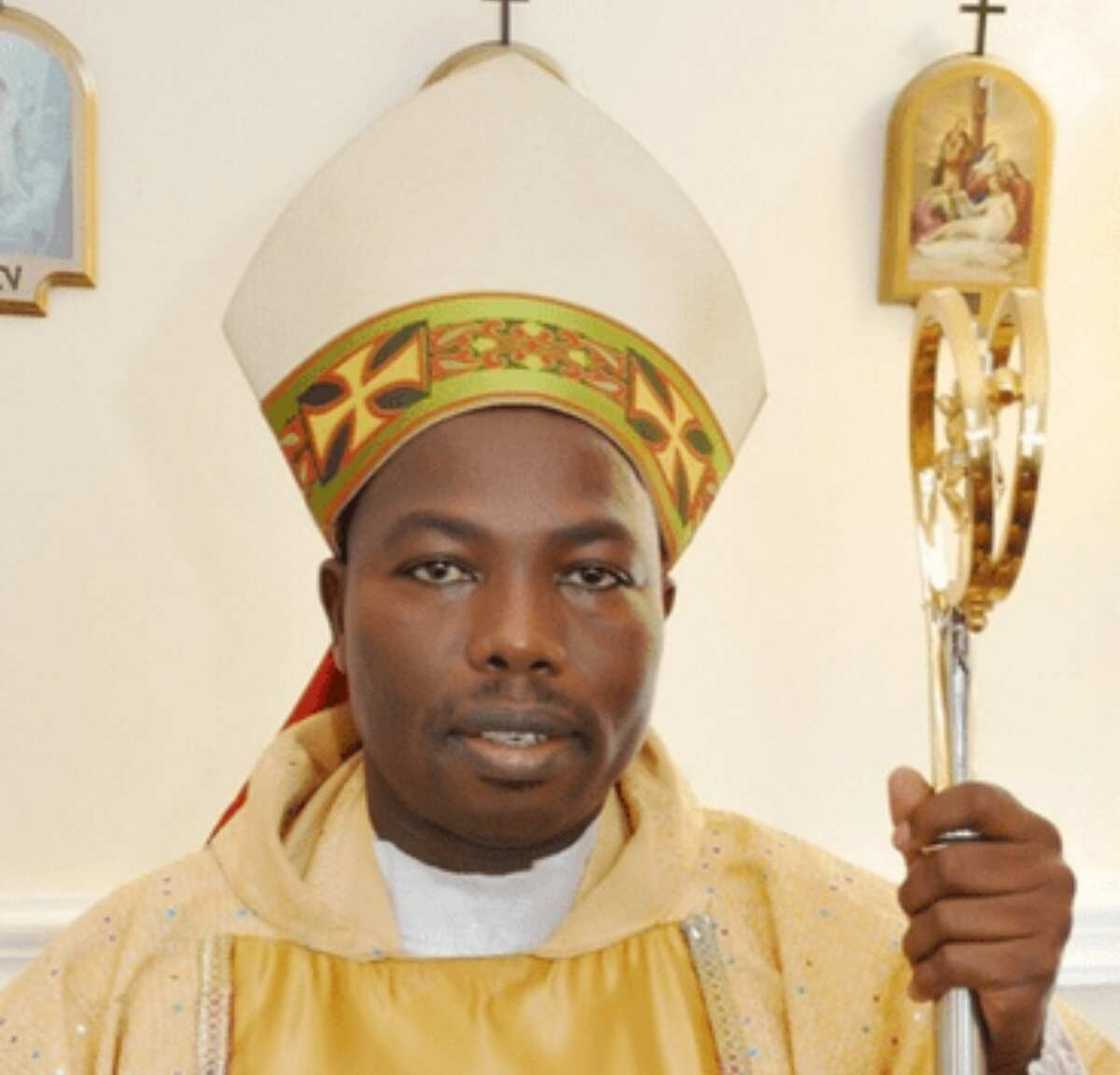 COVID-19: Bishof Stephen Mamza ya na dauke da kwayar Coronavirus COVID-19: Bishof Stephen Mamza ya na dauke da kwayar Coronavirus