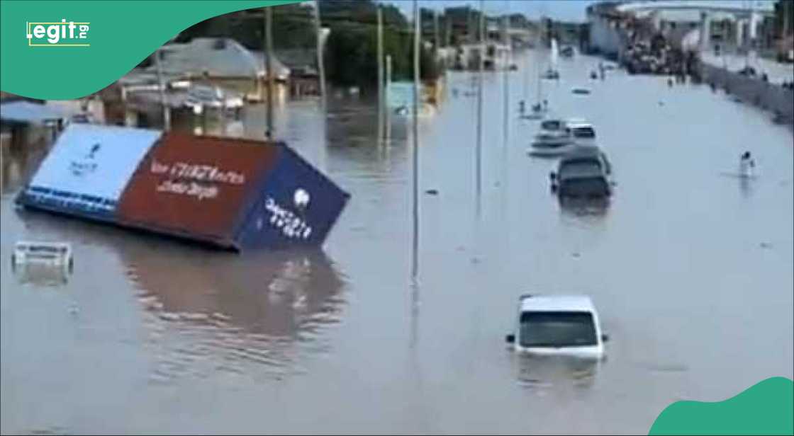 NiMet ta ce akwai yiwuwar ambaliya ta afku a Sokoto, Kaduna da wasu jihohi 18 NiMet ta ce akwai yiwuwar ambaliya ta afku a Sokoto, Kaduna da wasu jihohi 18