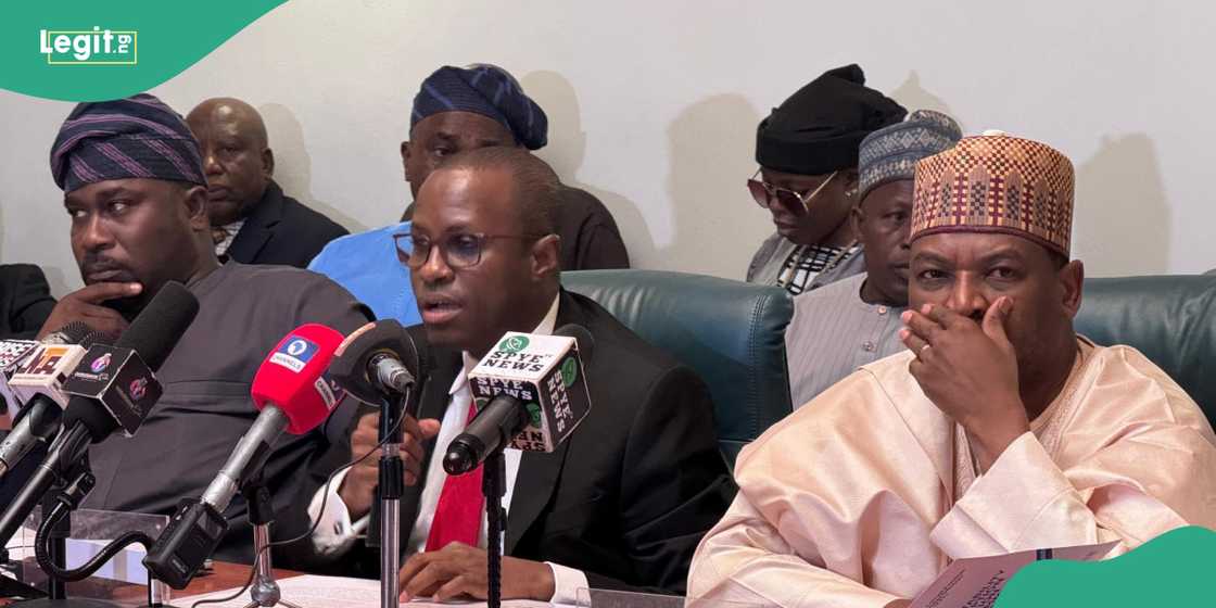 Shugaban ICPC ya koka kan cin hanci a Najeriya Shugaban ICPC ya koka kan cin hanci a Najeriya