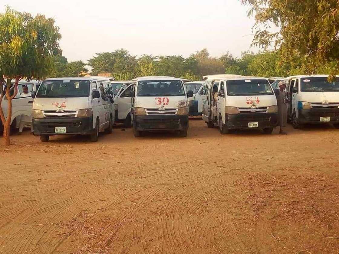 Gwamnatin Ganduje ta maidawa Jigawa da Katsina yaran da ke Almajiranci a Jihar Kano Gwamnatin Ganduje ta maidawa Jigawa da Katsina yaran da ke Almajiranci a Jihar Kano