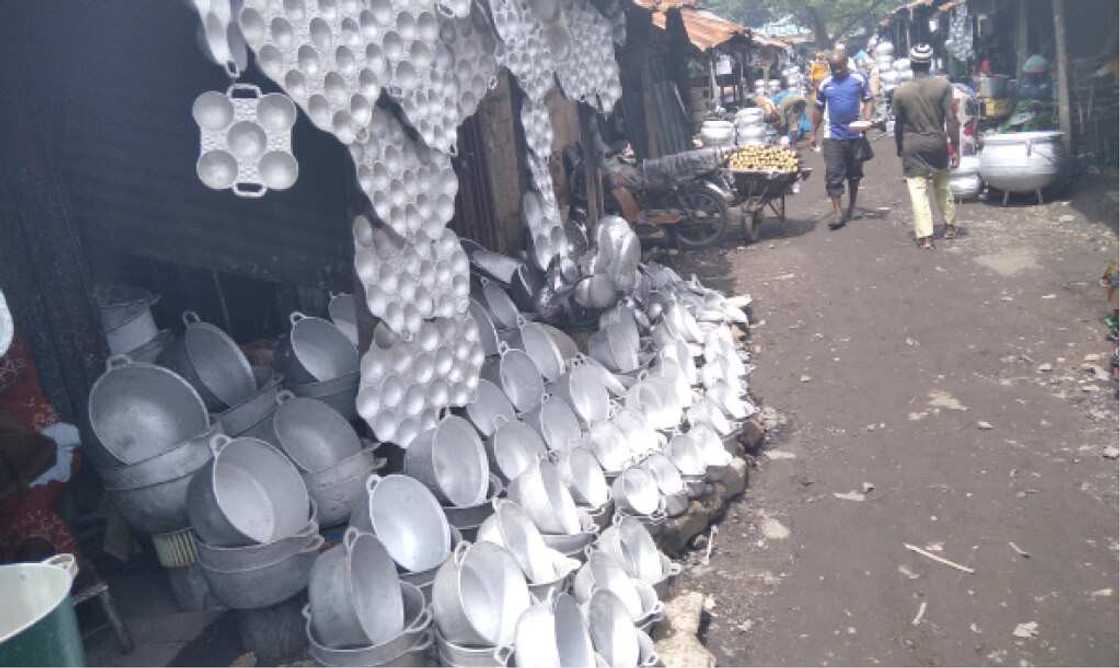 Hotuna: Hankalin jama'a ya tashi sakamakon rushe kasuwar Panteka da za a yi a Kaduna Hotuna: Hankalin jama'a ya tashi sakamakon rushe kasuwar Panteka da za a yi a Kaduna