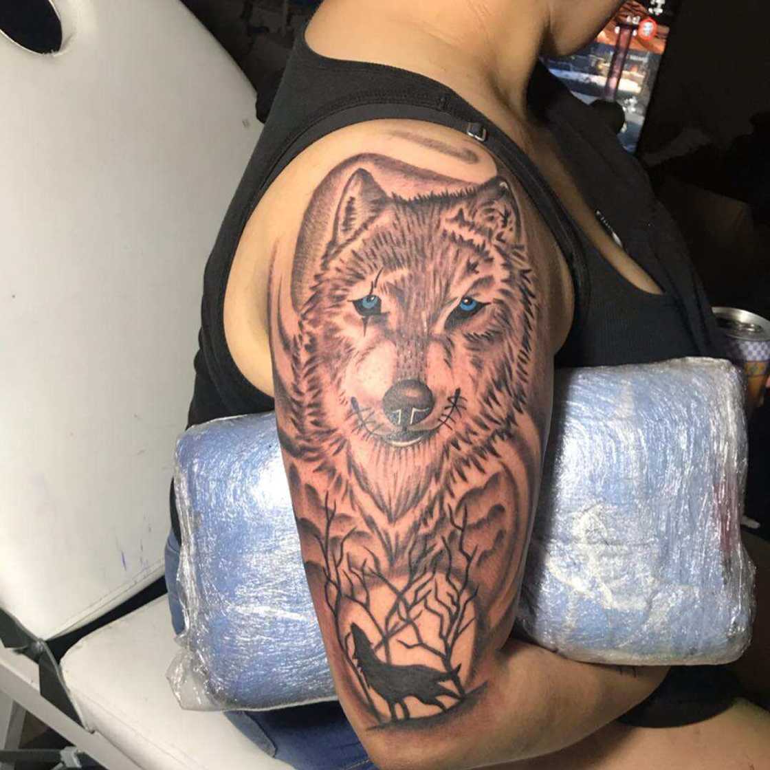 upper arm tattoos upper arm tattoos