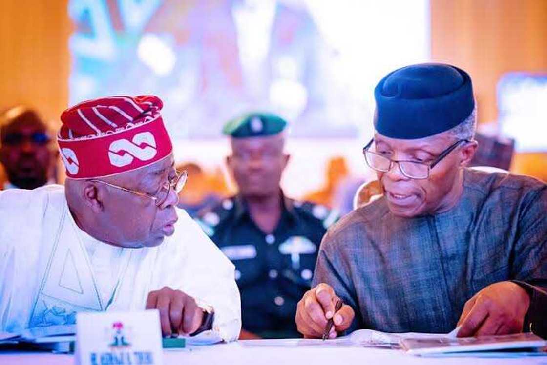 Cigaban al'umma ya sanya Osinbajo takara da Tinubu Cigaban al'umma ya sanya Osinbajo takara da Tinubu