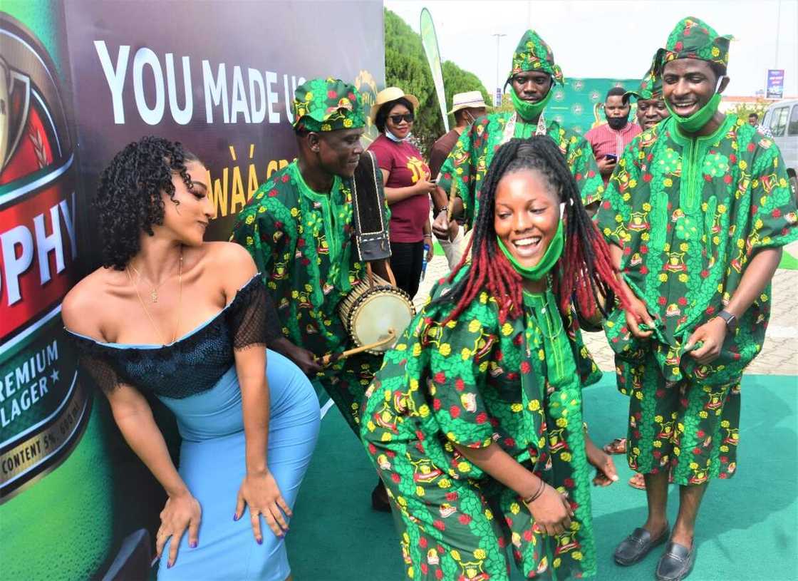 Trophy Celebrates Leading Beer Brand Position with Unveiling of Tallest Beer Bottle Trophy Celebrates Leading Beer Brand Position with Unveiling of Tallest Beer Bottle