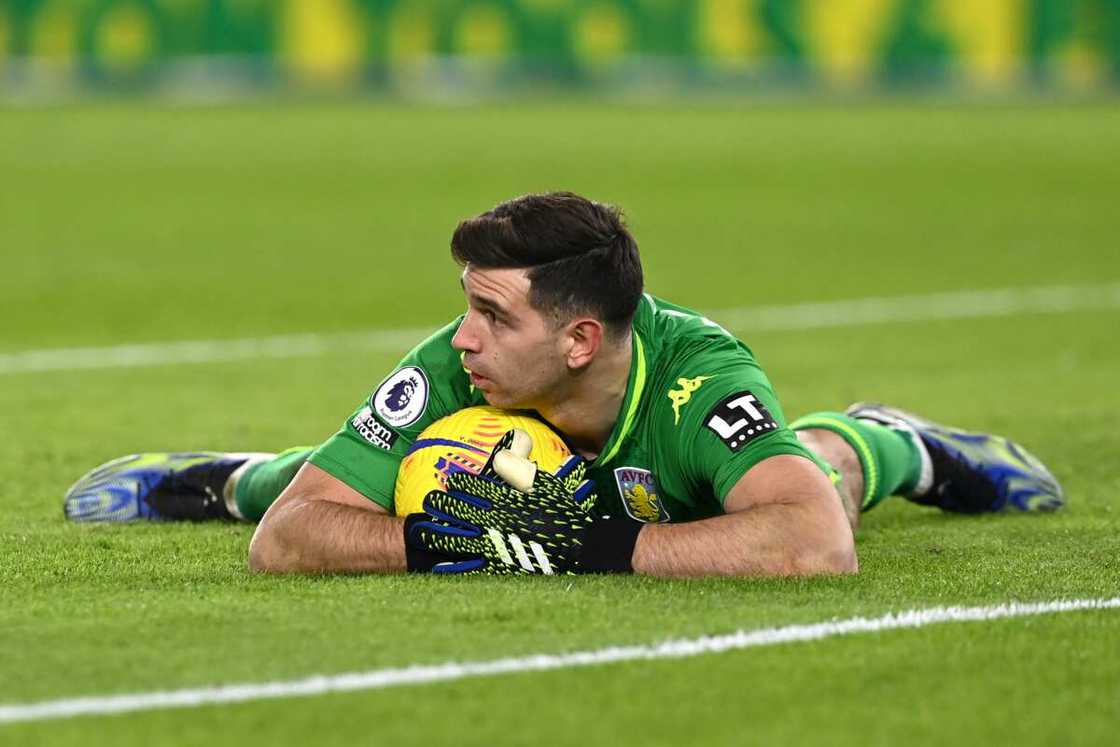 Emiliano Martínez Emiliano Martínez