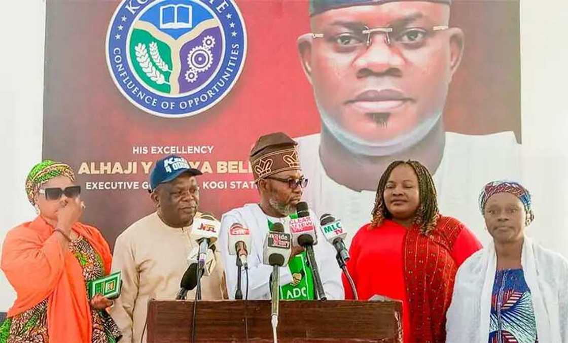 Jiga-Jigan ADC sun mara wa APC baya a Kogi. Jiga-Jigan ADC sun mara wa APC baya a Kogi.