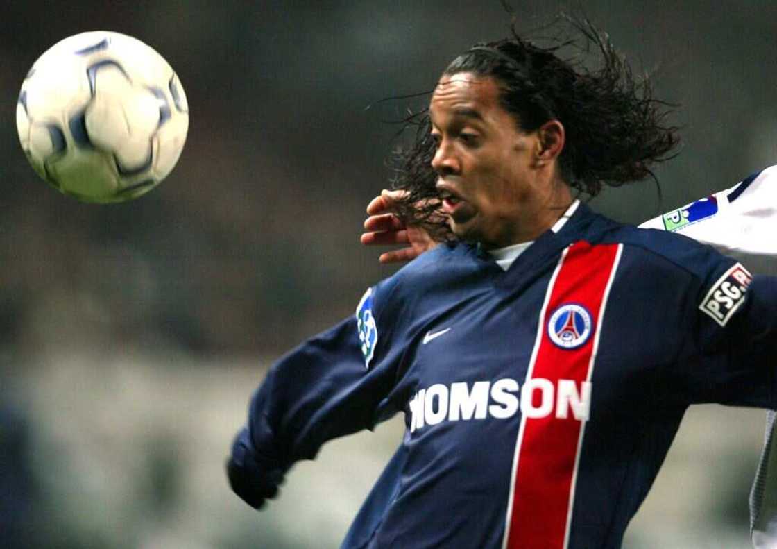 Ronaldinho au PSG : les dessous de l'aventure parisienne du Brésilien Ronaldinho au PSG : les dessous de l'aventure parisienne du Brésilien