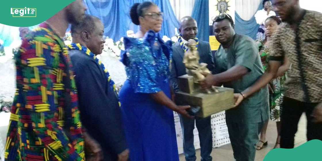 18-Year Old Chioma Blessings Obidigbo Clinches Best Award in WASSCE 2022 18-Year Old Chioma Blessings Obidigbo Clinches Best Award in WASSCE 2022