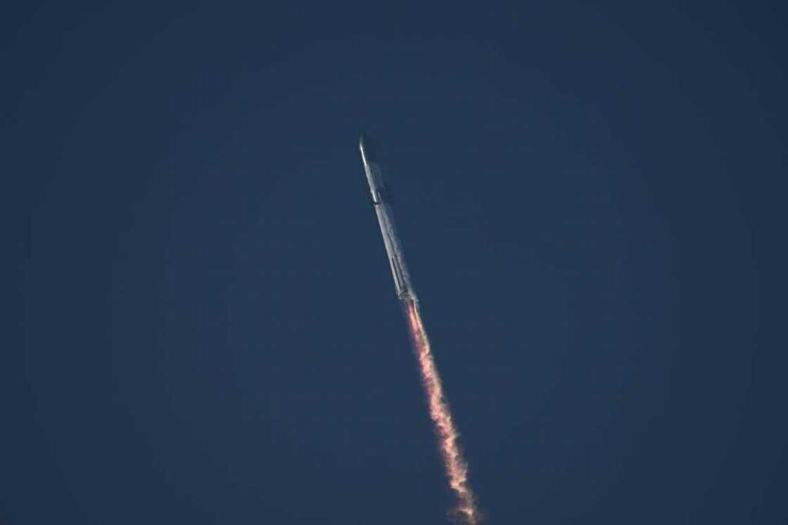 The SpaceX Starship lifts off from the launchpad during a flight test from Starbase in Boca Chica, Texas