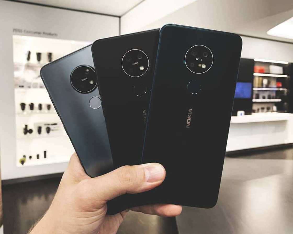 Nokia 7.2