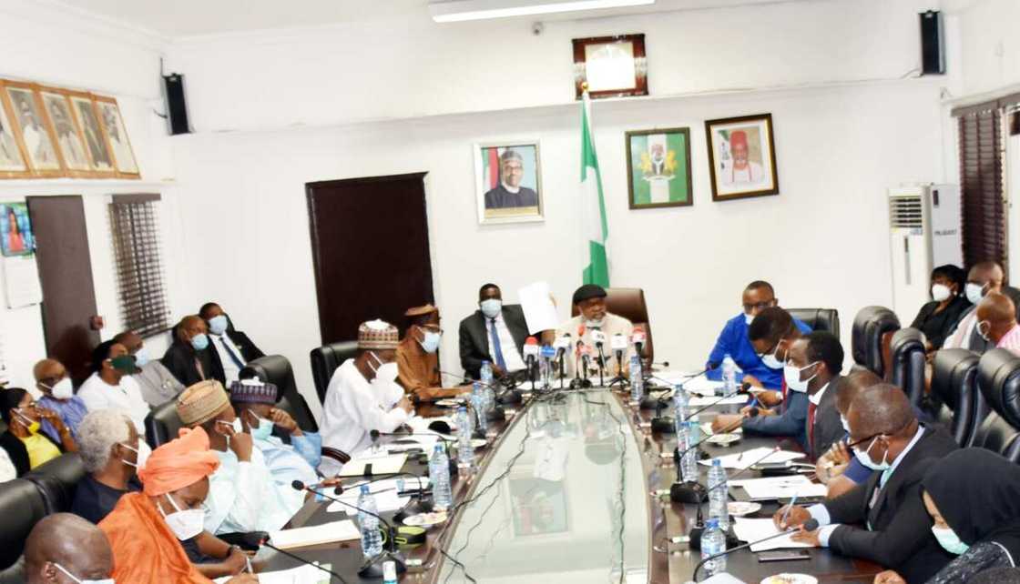 FG ta ce ma’aikatan jami’a sun yarda da janye yajin aiki, ta yi karin haske kan bude jami’o’i a fadin kasar FG ta ce ma’aikatan jami’a sun yarda da janye yajin aiki, ta yi karin haske kan bude jami’o’i a fadin kasar