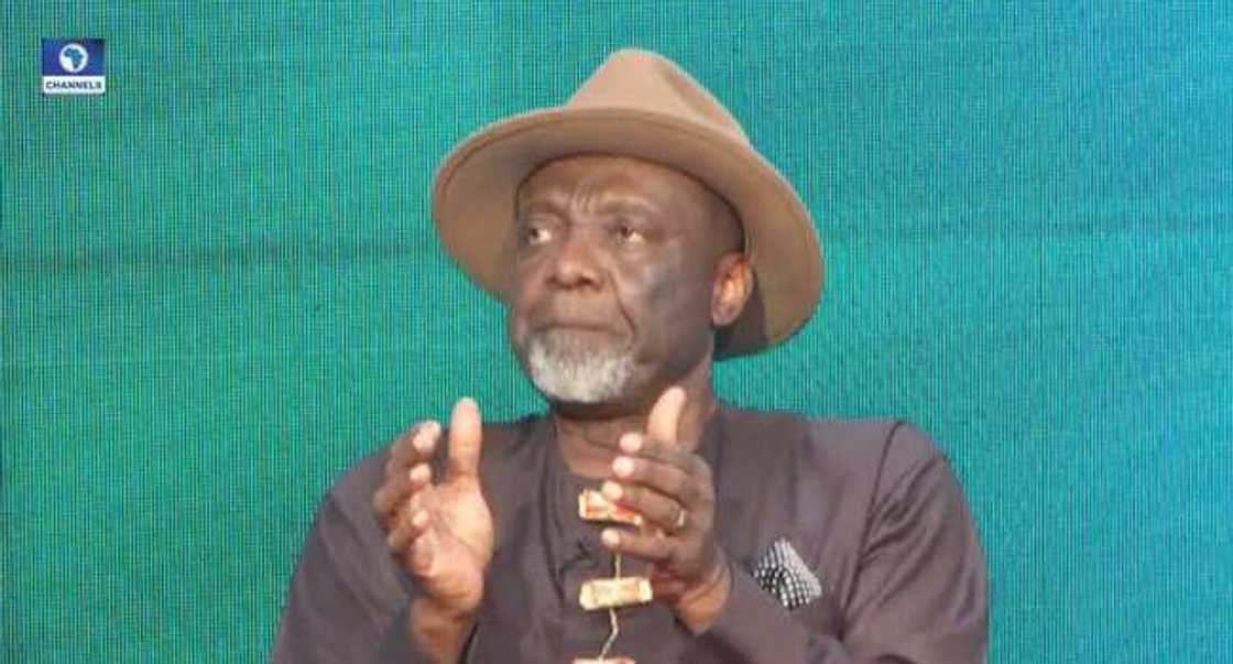 Sai da aka gargadi Zulum kada ya tafi Baga amma yayi kunnen jaki - Tsohon dirakta a DSS Sai da aka gargadi Zulum kada ya tafi Baga amma yayi kunnen jaki - Tsohon dirakta a DSS