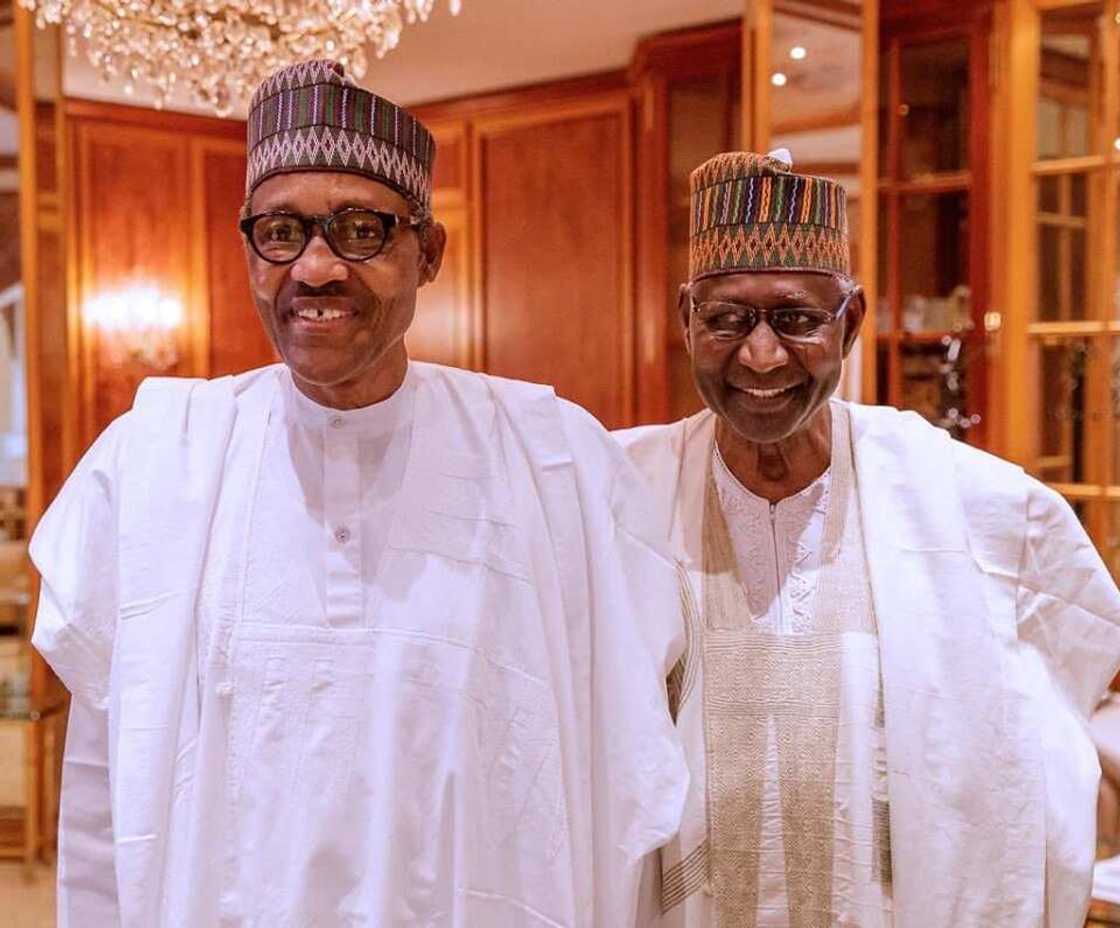Abba Kyari: An nemi Buhari ya kacaccala mukamin shugaban ma’aikatan shugaban kasa Abba Kyari: An nemi Buhari ya kacaccala mukamin shugaban ma’aikatan shugaban kasa
