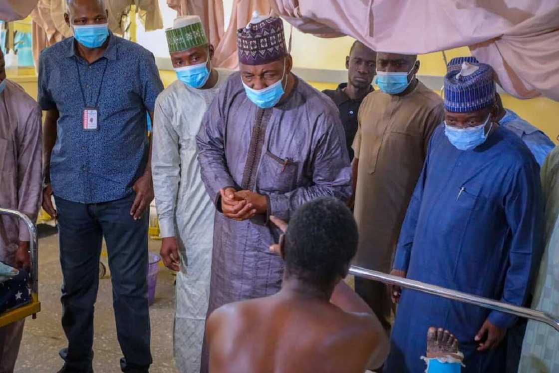 Zulum ya yi muhimmiyar ganawa da ministan jin kai, ga abinda suka tattauna Zulum ya yi muhimmiyar ganawa da ministan jin kai, ga abinda suka tattauna