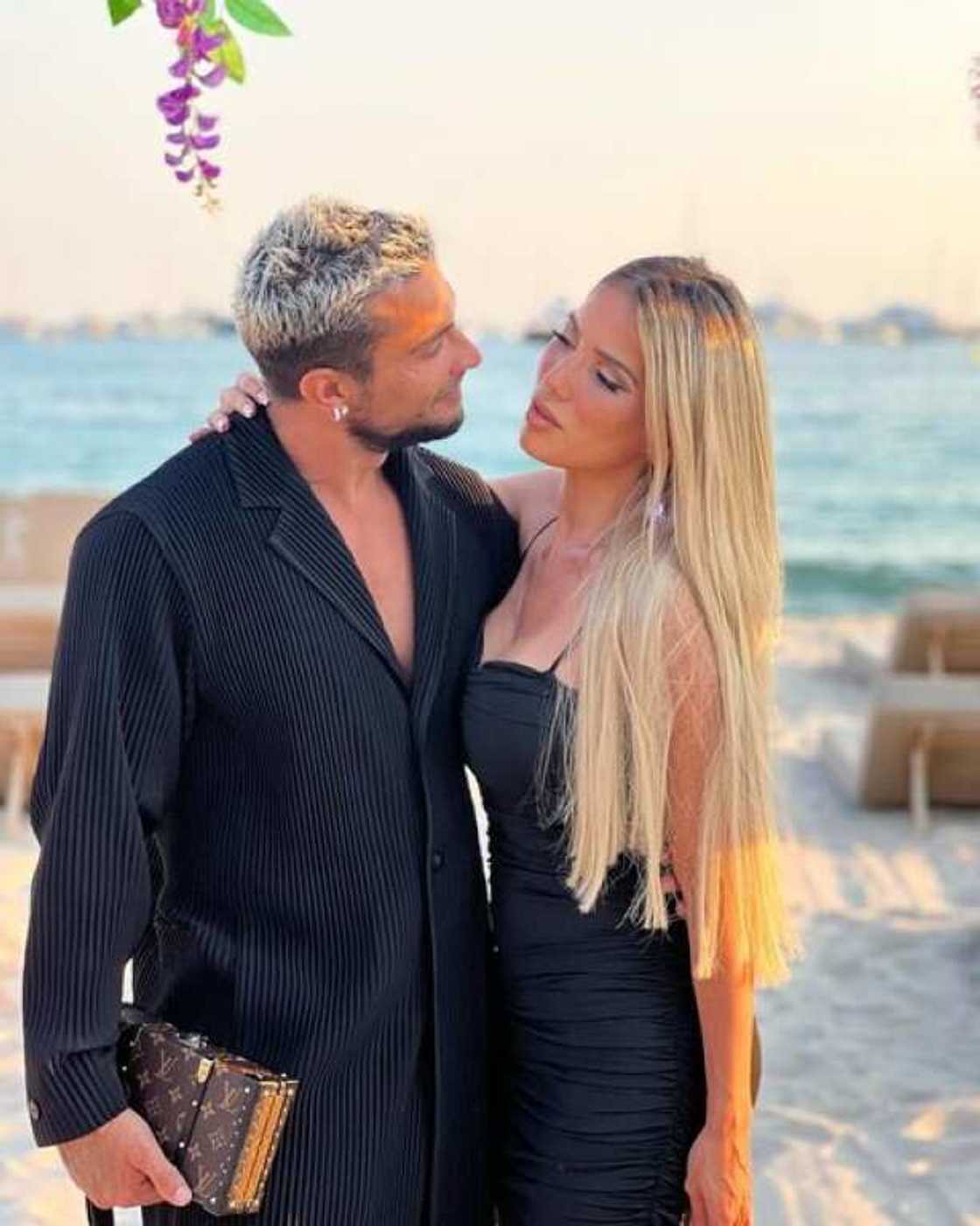 Julien Tanti et Manon Marsault Julien Tanti et Manon Marsault