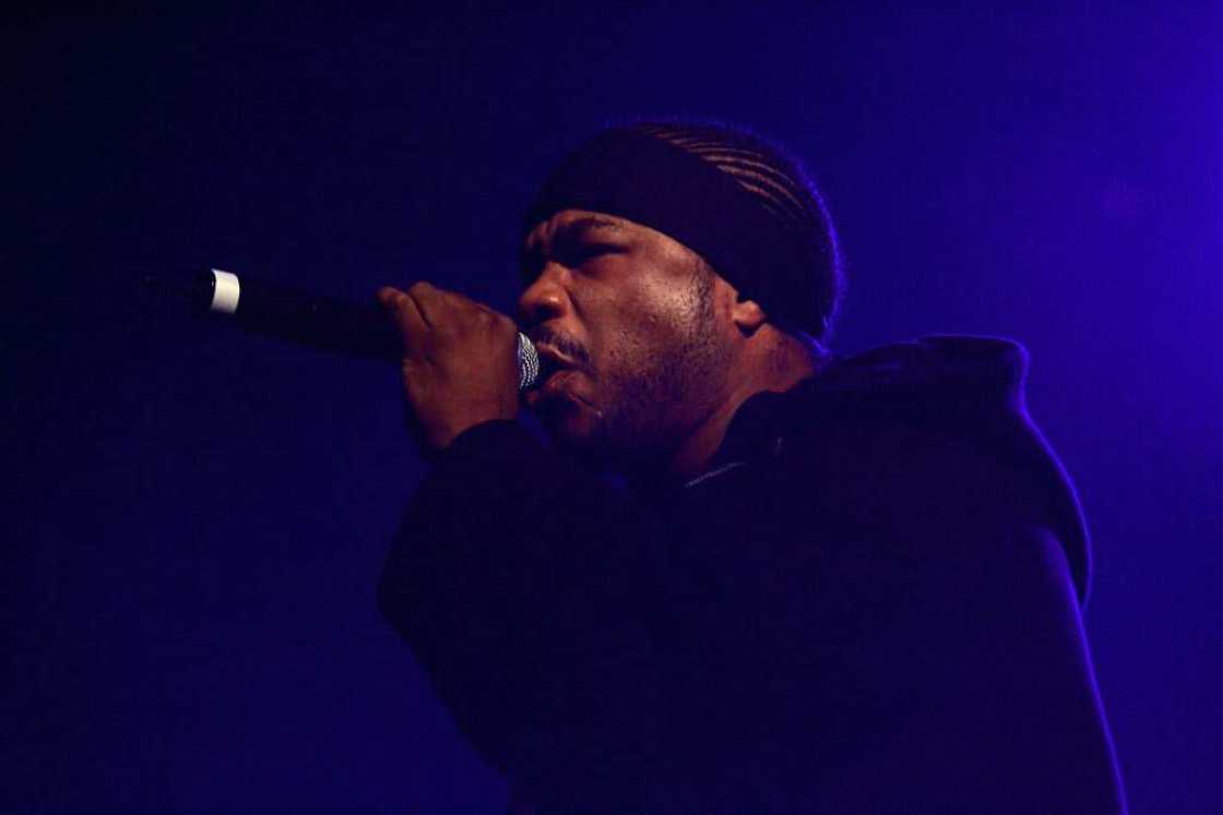 2000s hip-hop fashion 2000s hip-hop fashion