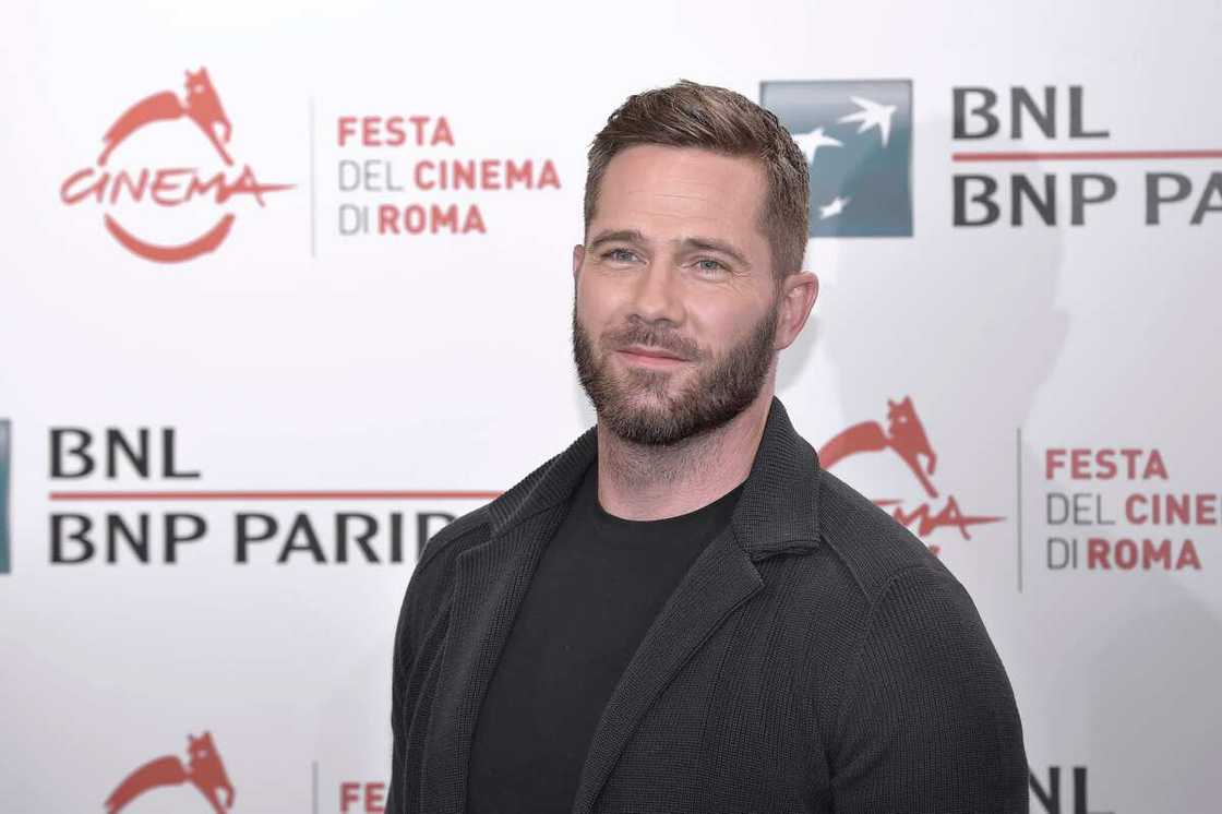 current list of hallmark male actors current list of hallmark male actors