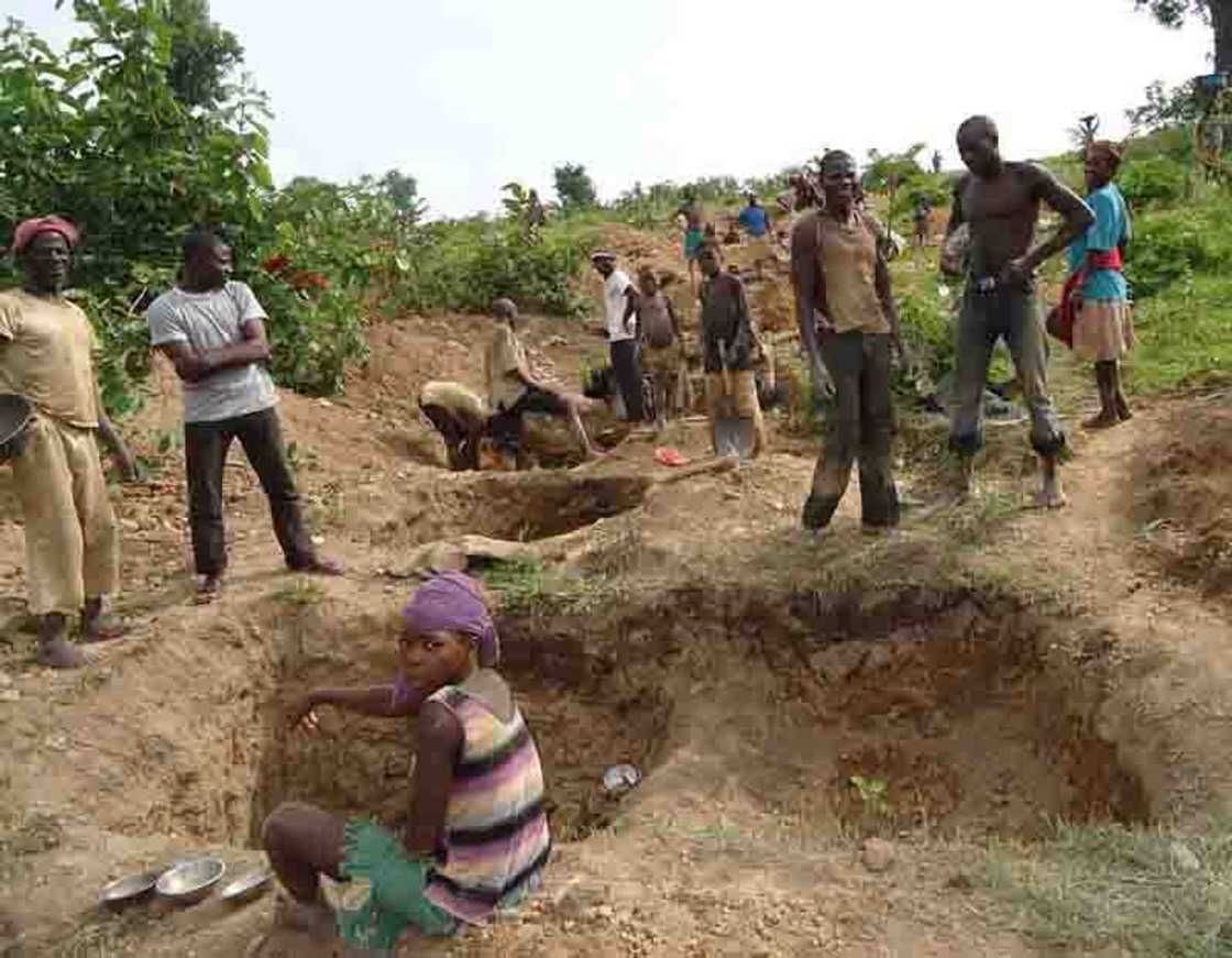 An rufe wurin hakar ma'adanai na jihar Kano An rufe wurin hakar ma'adanai na jihar Kano
