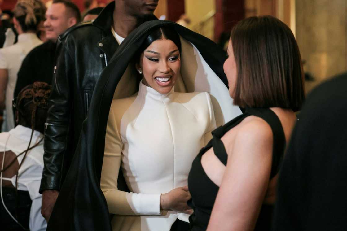 Cardi B arriving at Stephane Rolland's Haute-Couture Fall/Winter 2025-26 show Cardi B arriving at Stephane Rolland's Haute-Couture Fall/Winter 2025-26 show