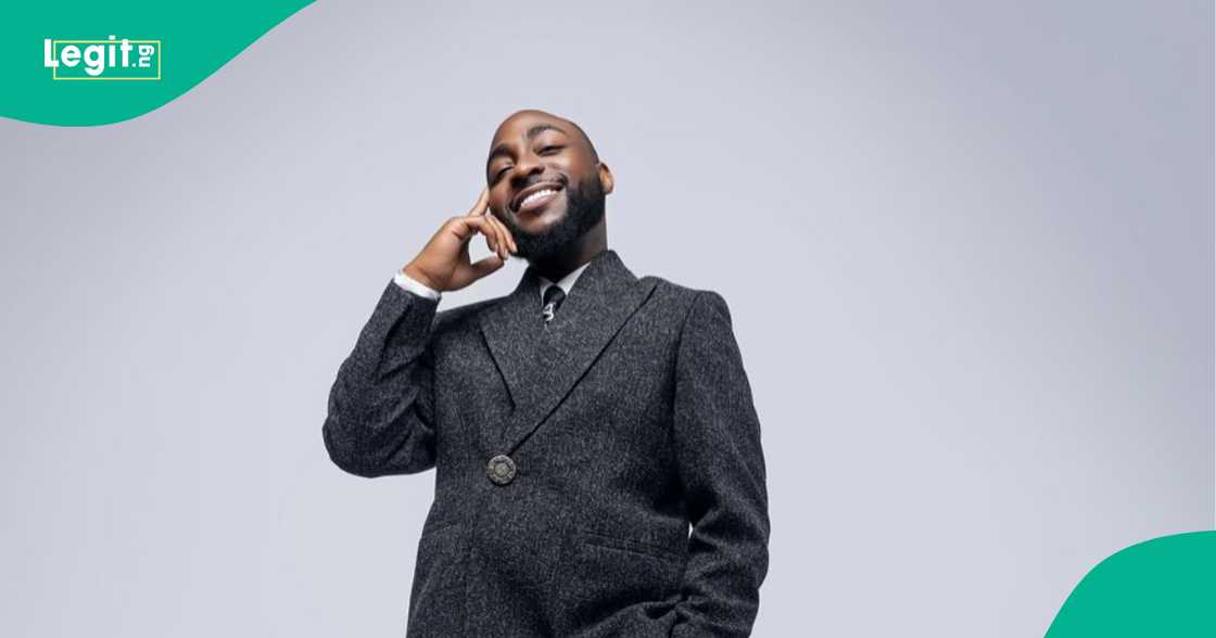 Davido's barber says he has been barbing his hair for 12 years. Davido's barber says he has been barbing his hair for 12 years.