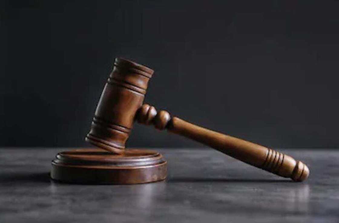 An gurfanar da wani dan Najeriya a kasar Ghana da zargin satar tayal An gurfanar da wani dan Najeriya a kasar Ghana da zargin satar tayal