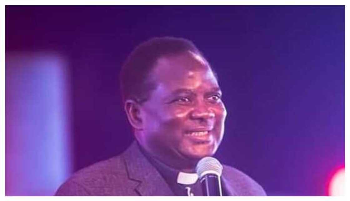 Israel Akanji delivering a sermon Israel Akanji delivering a sermon