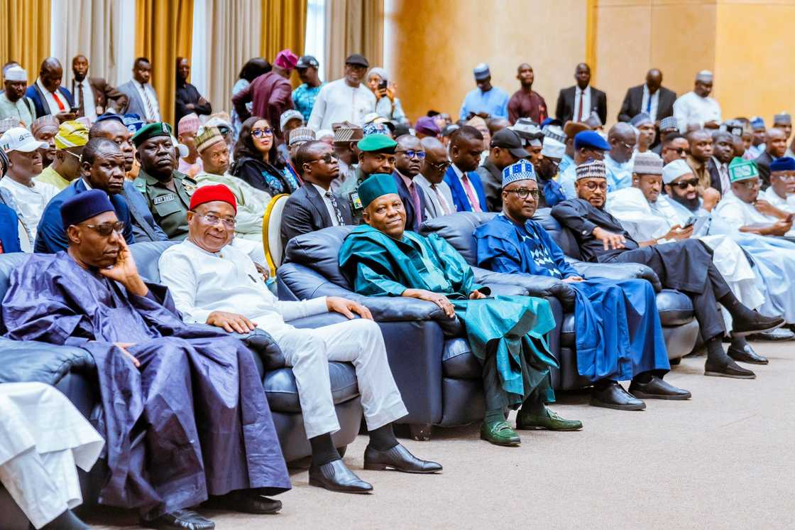 Manyan APC a wajen taro a Abuja