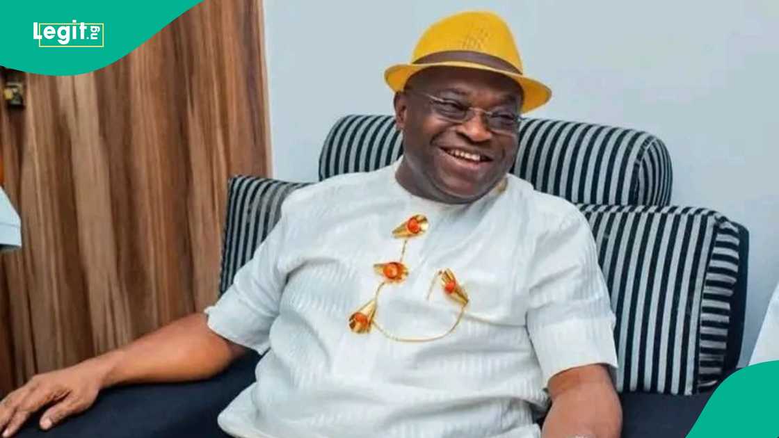 Former Governor Okezie Ikpeazu of Abia was not sentenced to death as claim on social media.